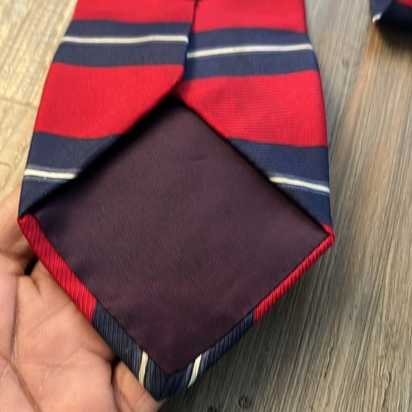 Geoffrey Beene Mens Silk Necktie Red and Blue Striped Men's Tie Formal Party - Picture 5 of 7